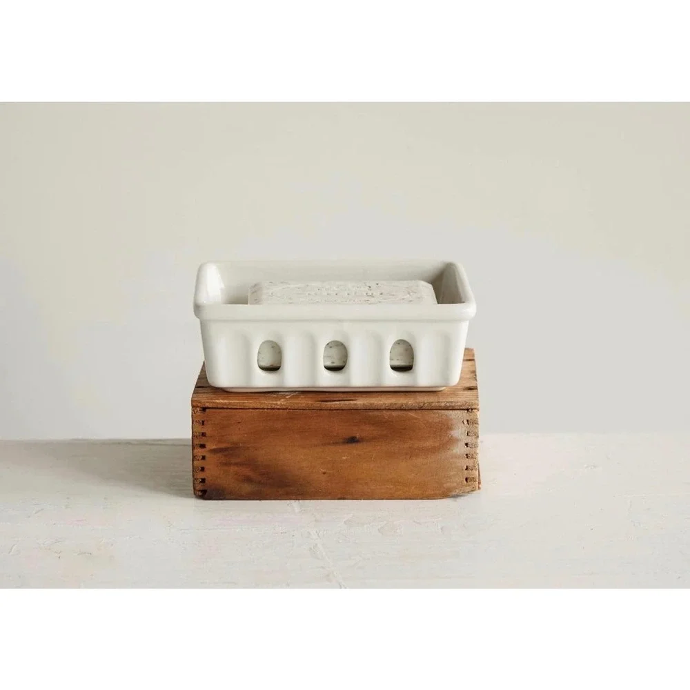 White‎ Ceramic Berry Basket Soap Dish Ventilated Stoneware Rectangular Drainer